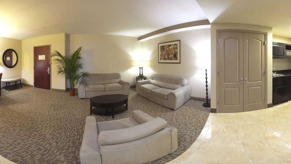 Holiday Inn Hotel & Suites Beaufort At Highway 21 By Ihg Esterno foto